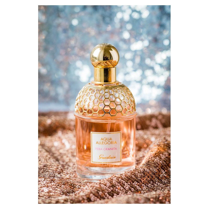 عطر الورد والمسك