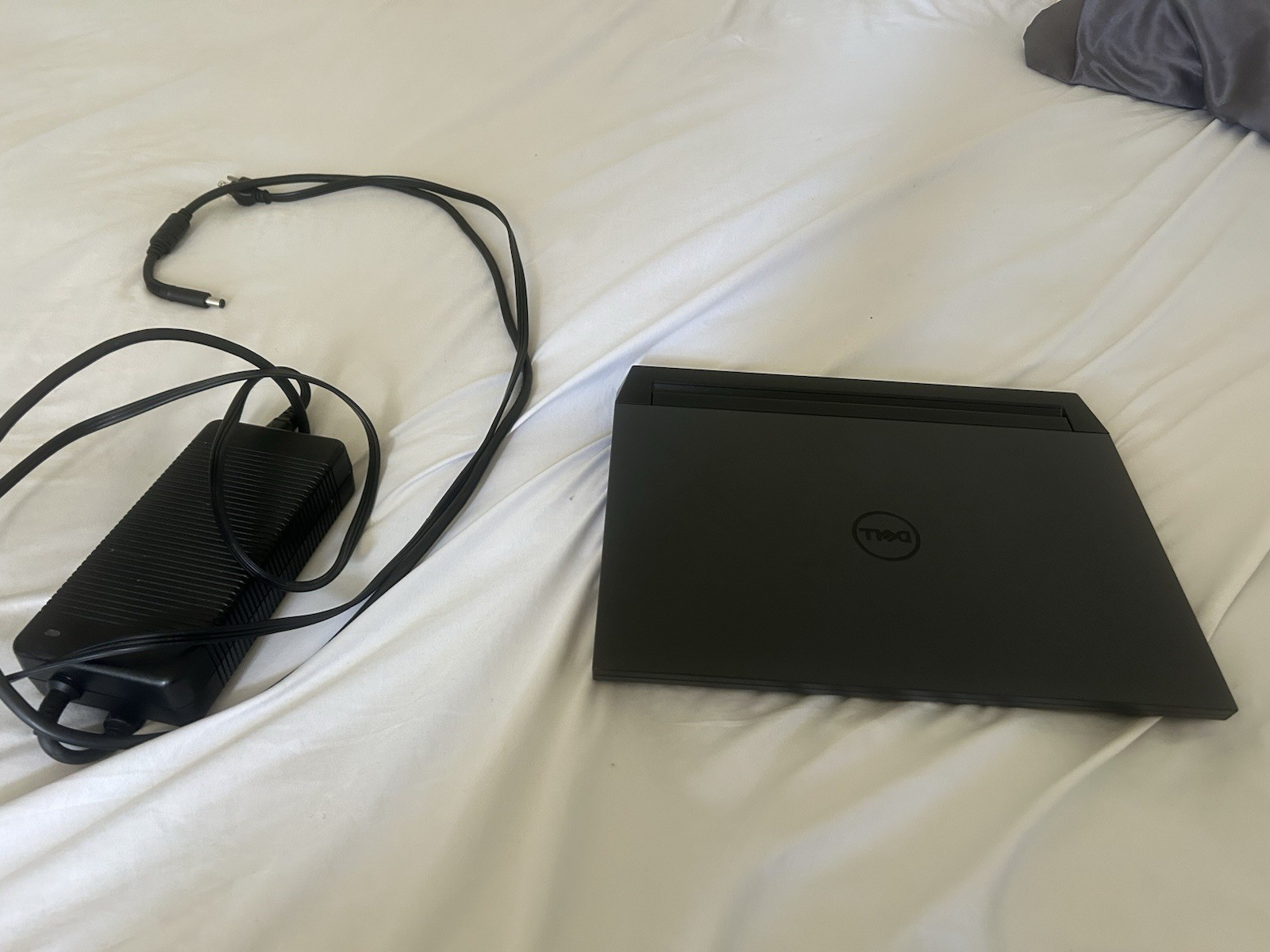 Dell G15 5530