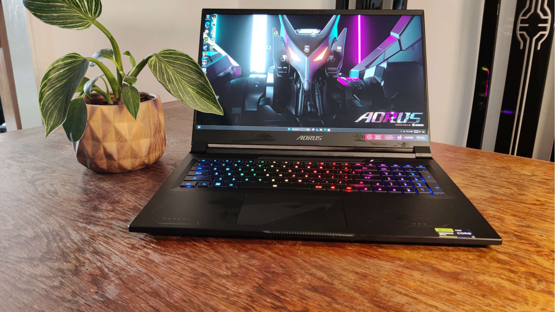 Gigabyte AORUS 17X (2024)