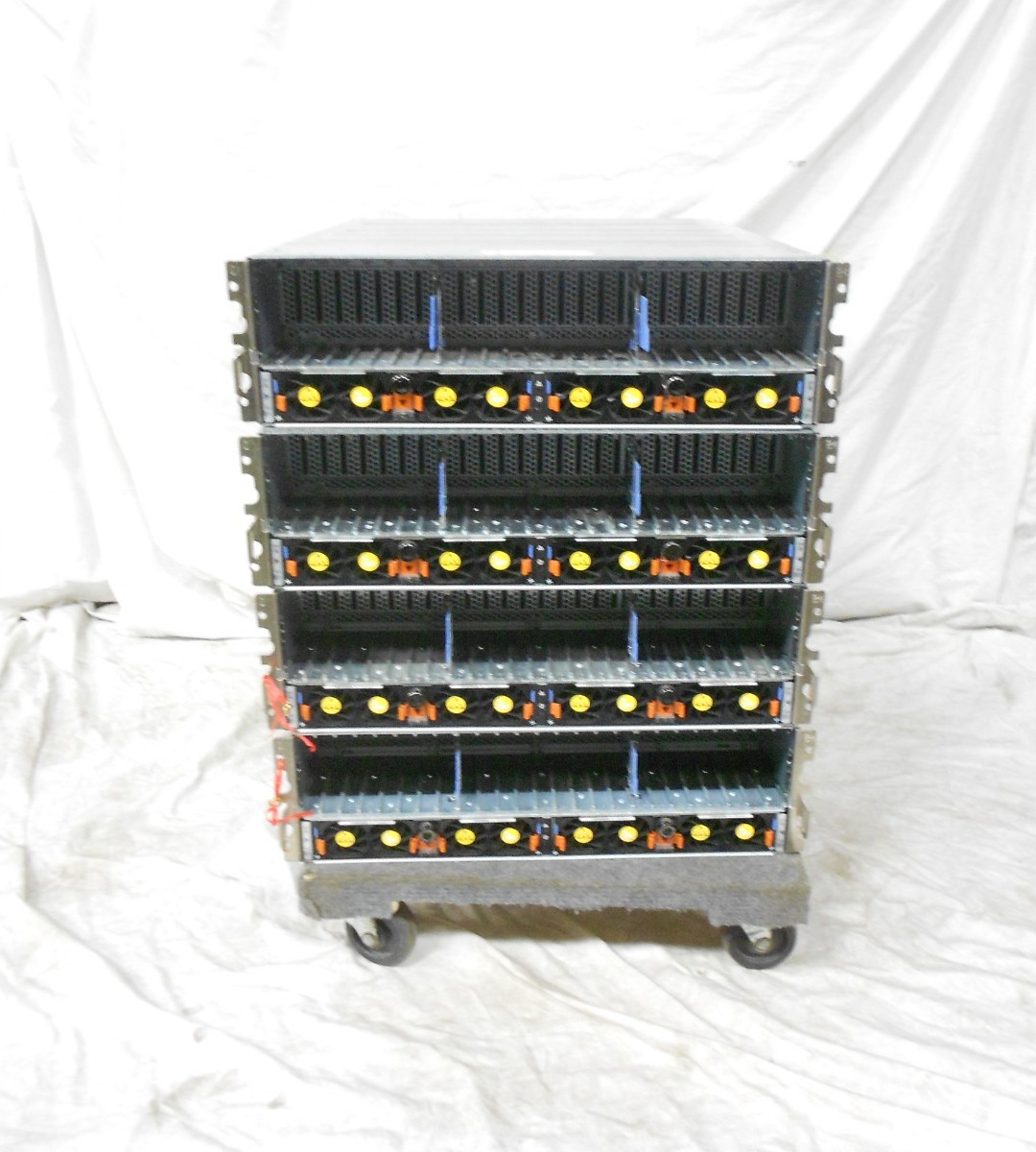 ديل إي إم سي VNX5400 شبكة تخزين موحدة