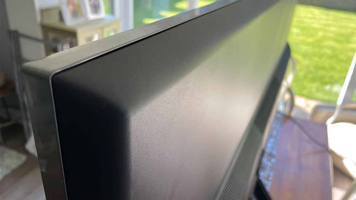 TCL C845 65″